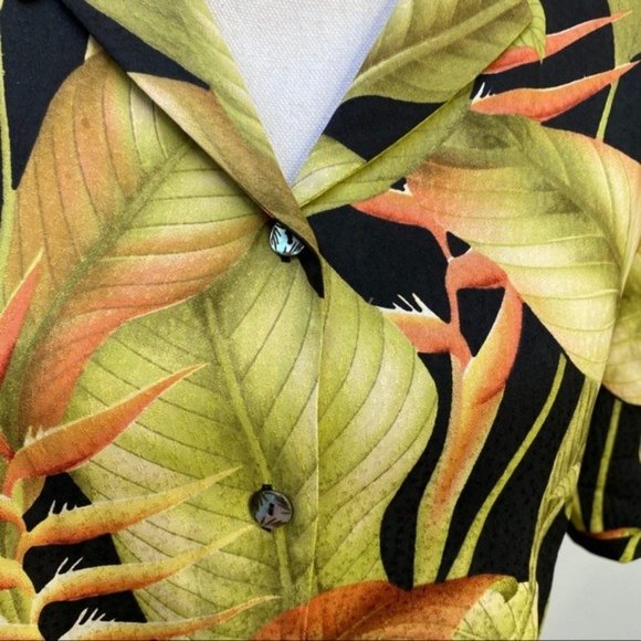 Tommy Bahama Blue 100% Floral Silk Button Up Shirt - Picture 7 of 10